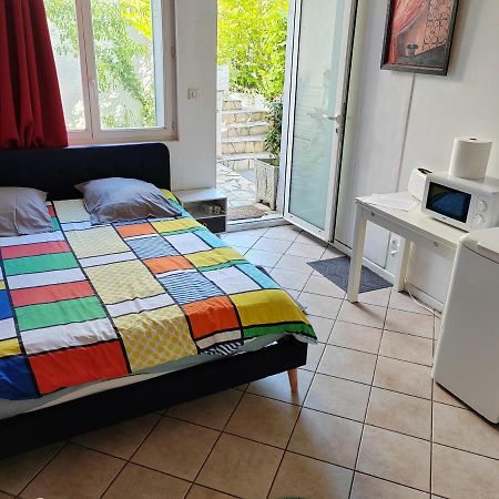 Chambre Meublee Independante, Avec Piscine Et Jardin, 1 Lit Pour 2 Personnes Direct Gare Aeroport トゥールーズ エクステリア 写真